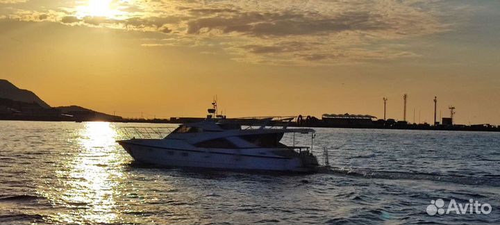 Аренда яхты катера в Анапе /Утрише от собственника