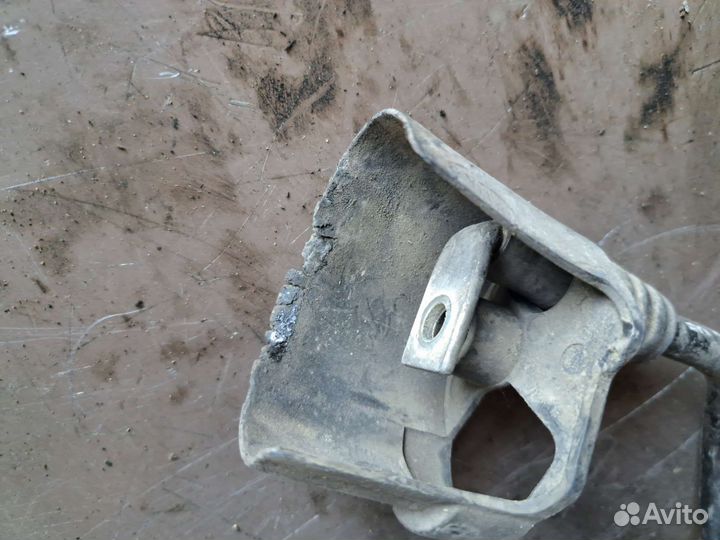 Клемма аккумулятора Volkswagen Passat B6