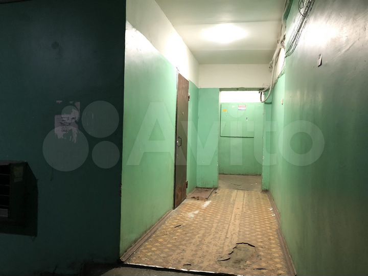 Комната 14 м² в > 9-к., 1/5 эт.