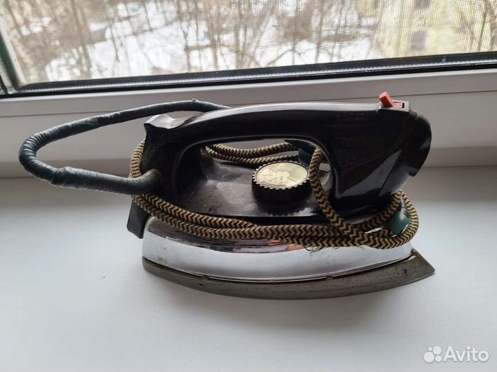 Электро утюг у-61 СССР 1969г