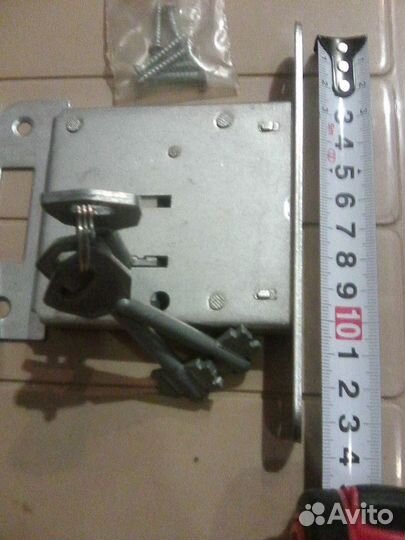 Шпингалеты