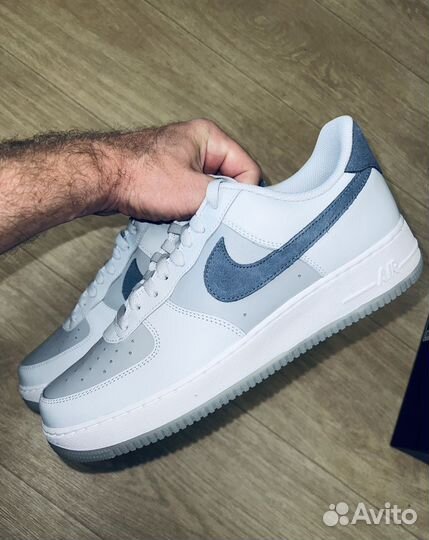 Кроссовки Nike Air Force 1 '07 LV8