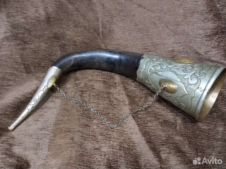 Старинный рог, бронза, серебрение. Кубачи