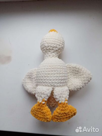 Вязаный гусь