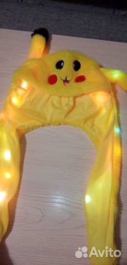 Шапка пикачу