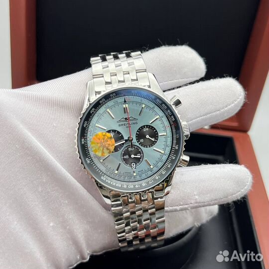 Часы Breitling