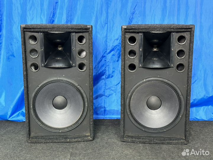 Колонки 2 шт по 250 ватт