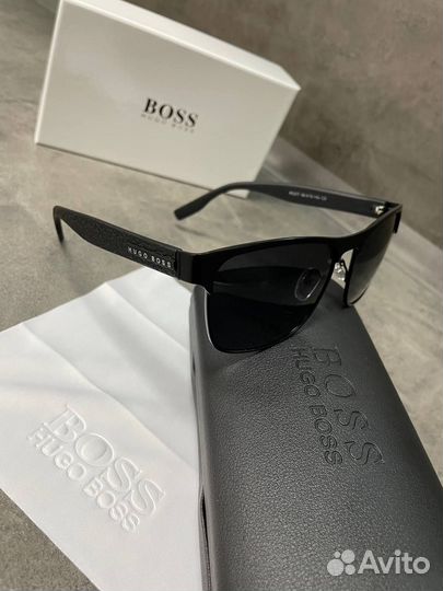 Очки солнцезащитные Hugo Boss