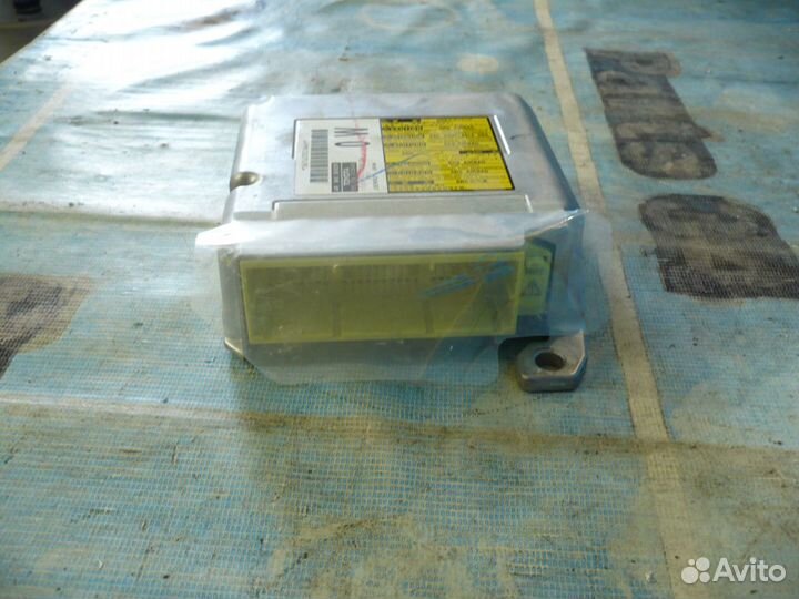 Toyota Camry V50 Блок управления AIR BAG б/у.ориг