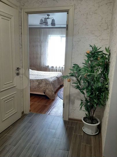 2-к. квартира, 52 м², 2/9 эт.