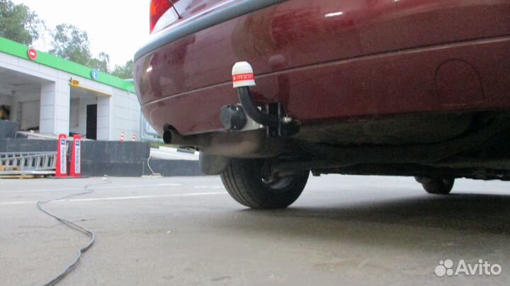 Фаркоп Трейлер для Ford Focus (седан, хетчбек) 199