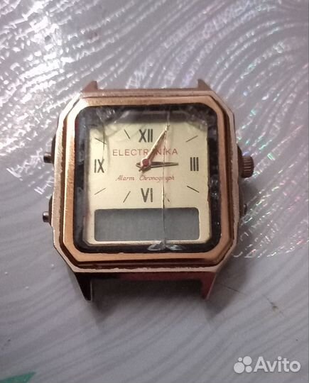 Часы Electronika Alarm Chronograph