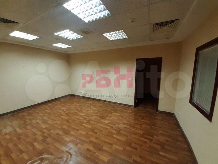 Офисное помещение 23.9 м2в центре