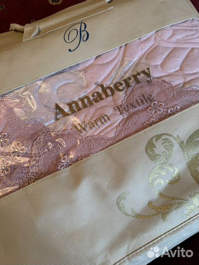 Покрывало с наволочками новое Blumarine