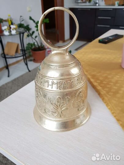 Колокол старинный большой