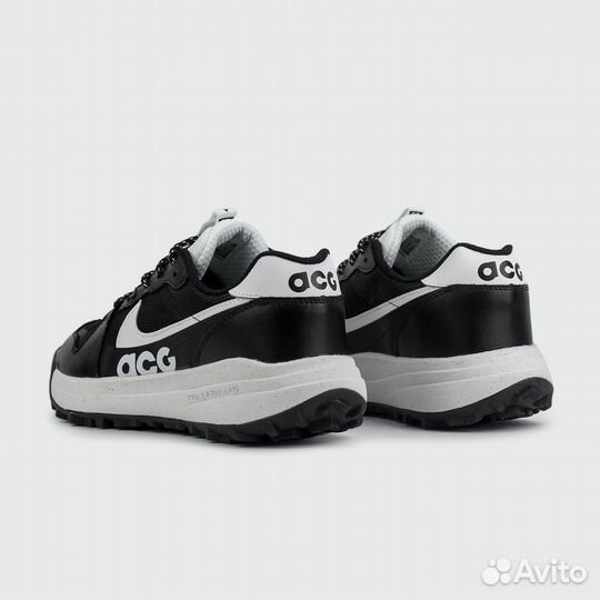 Nike Acg Lowcate Black / White