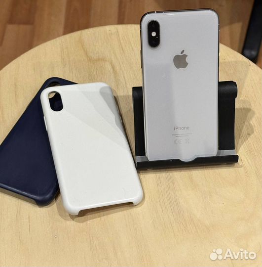 Телефон iPhone XS