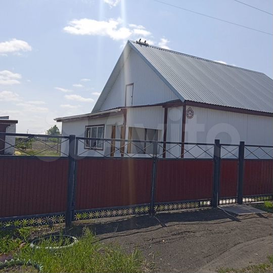 Дом 48 м² на участке 21 сот.