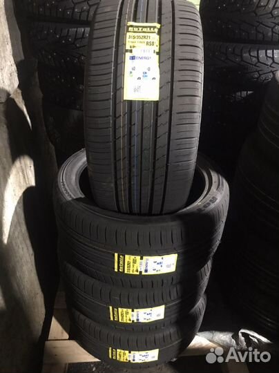 Rotalla Setula S-Race RS01+ 275/40 R21 и 315/35 R21 111Y
