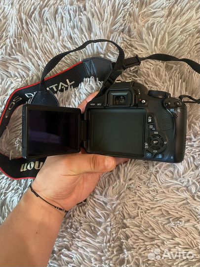 Canon eos 600d + EF-S 18-55 III Kit