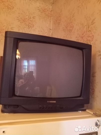 Телевизор б/у