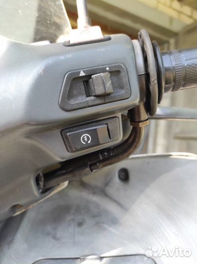 Скутер Honda Foresight 250
