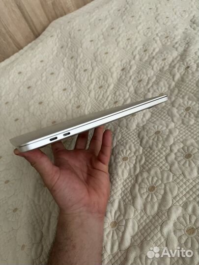 Apple MacBook Pro 13