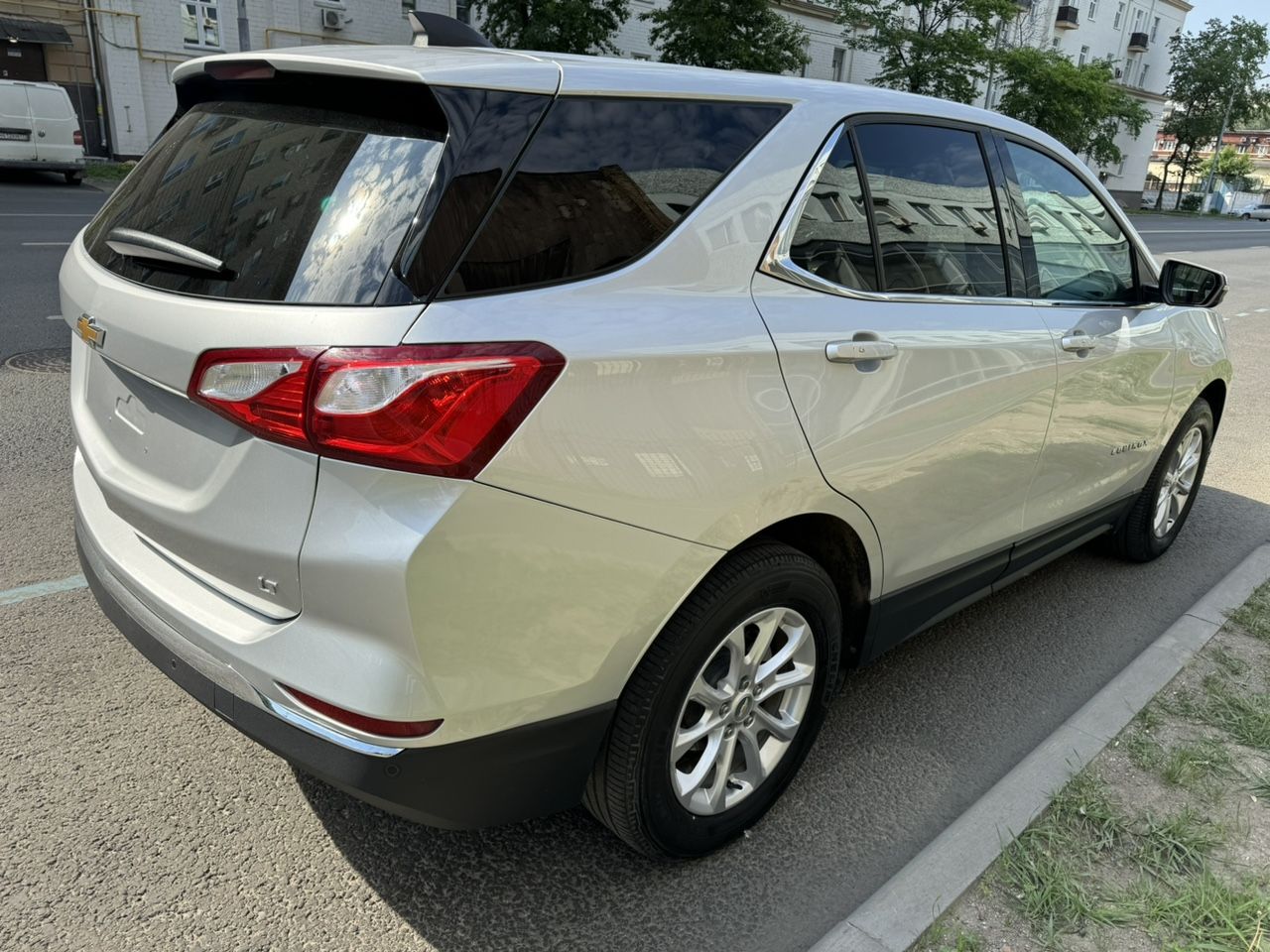 Chevrolet Equinox: фото владельца