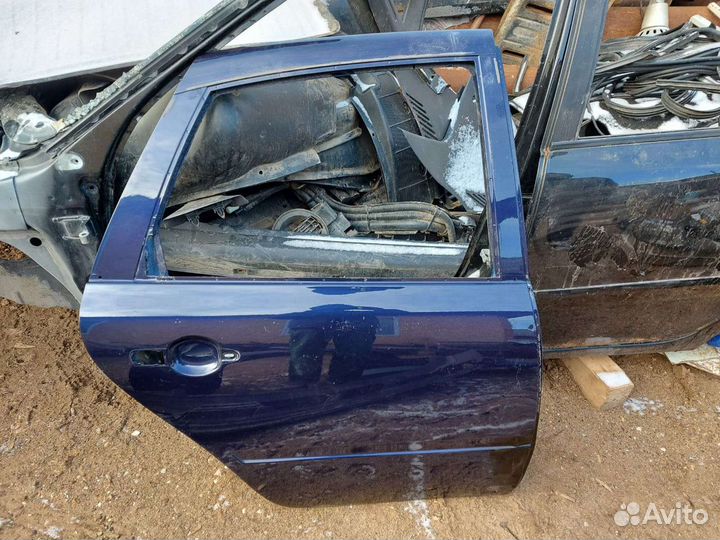 Дверь задняя правая и левая LADA Granta Хетчбек