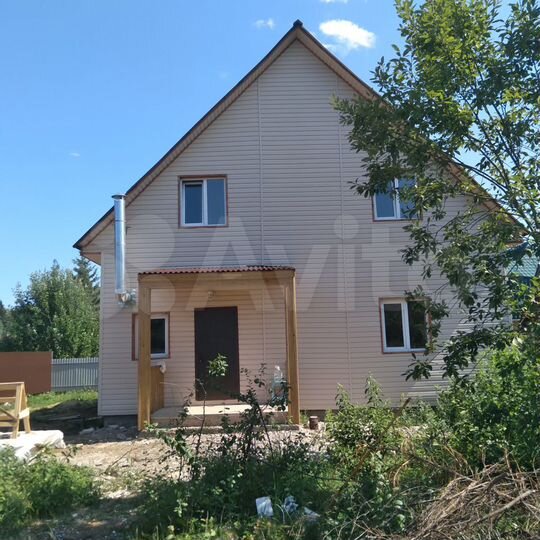 Дом 140 м² на участке 5 сот.