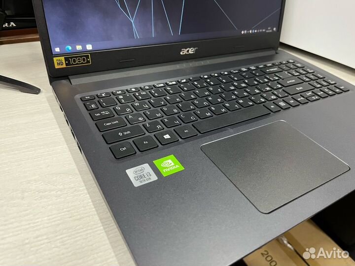 Intel core i3-1005G1/8gb/MX330