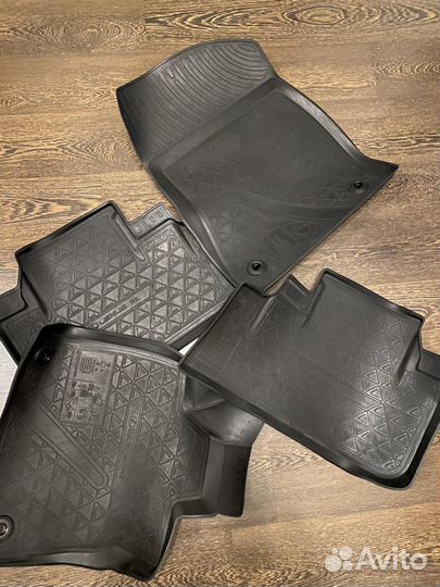 Коврики резиновые на lexus rx б/у