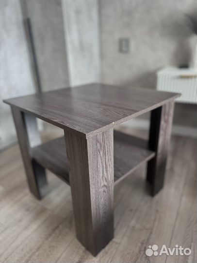 Журнальный столик бу