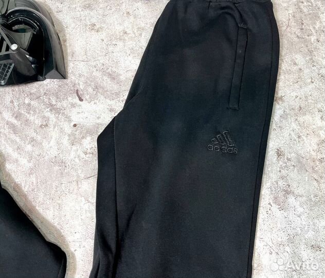 Спортивные костюмы Adidas