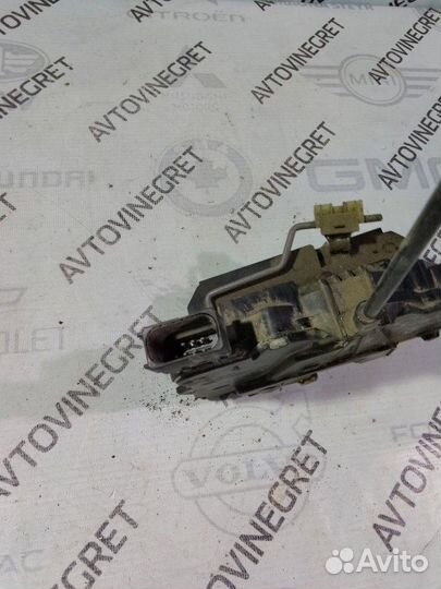 Замок двери задний левый Opel Corsa (D) Iv