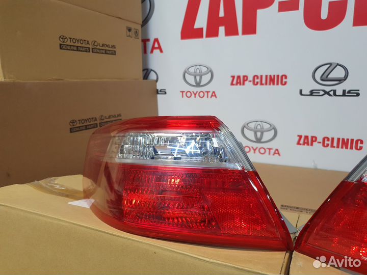 Фонарь задний внеш. левый-правый Toyota Camry V40