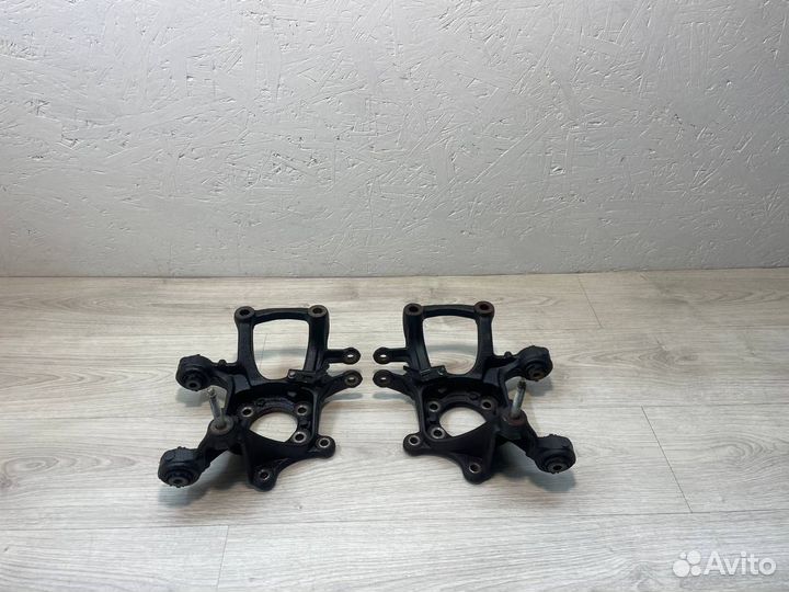 Кулаки задние пара Mazda 3 BM