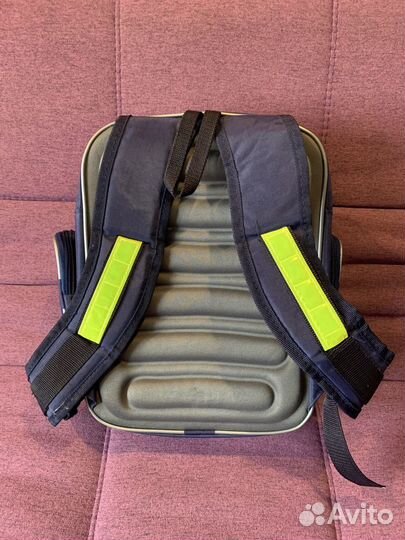 Рюкзак школьный