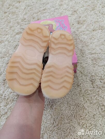 Сандалии для девочки 22 размер
