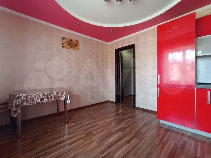 2-к. квартира, 52 м², 2/5 эт.