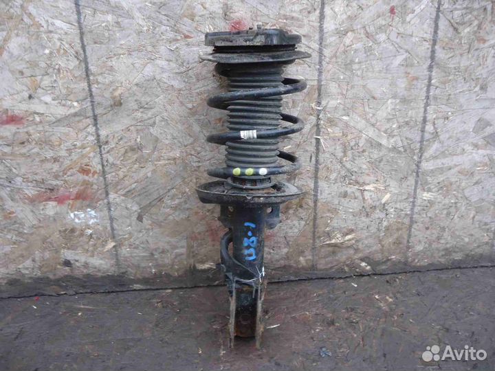 Амортизатор передний R Mercedes C-klasse W204 2043