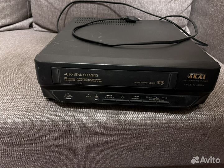 Видеомагнитофон akai vs-r110edg