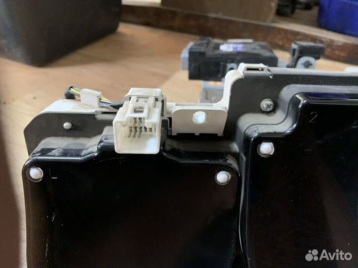 Lexus gs 300 щиток (панель) приборов