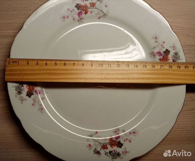 Тарелки японский фарфор