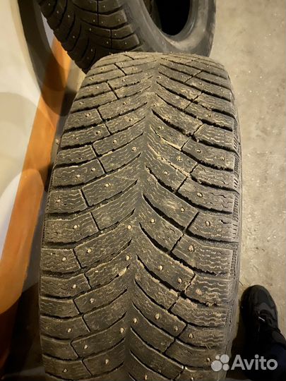 Michelin X-Ice North 4 265/65 R17