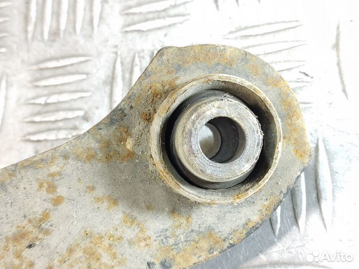 Рычаг задний верхний правый Vortex Vortex estina