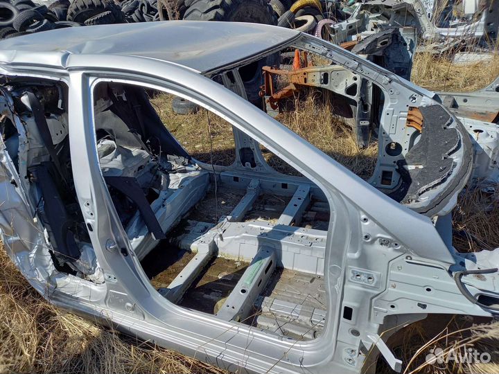 Стойка лобового стекла арка крыши solaris