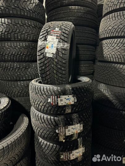 Arivo Ice Claw ARW7 245/40 R18 97T