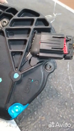 Заслонка дроссельная Ford Escape, 2010