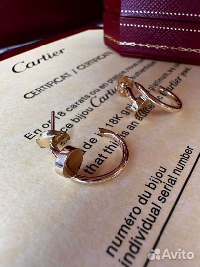 Золотые серьги cartier juste UN clou